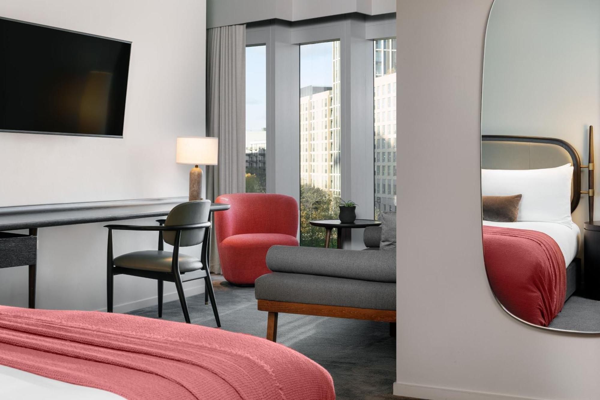 فندق The Stratford, Autograph Collection لندن المظهر الخارجي الصورة A room at the hotel