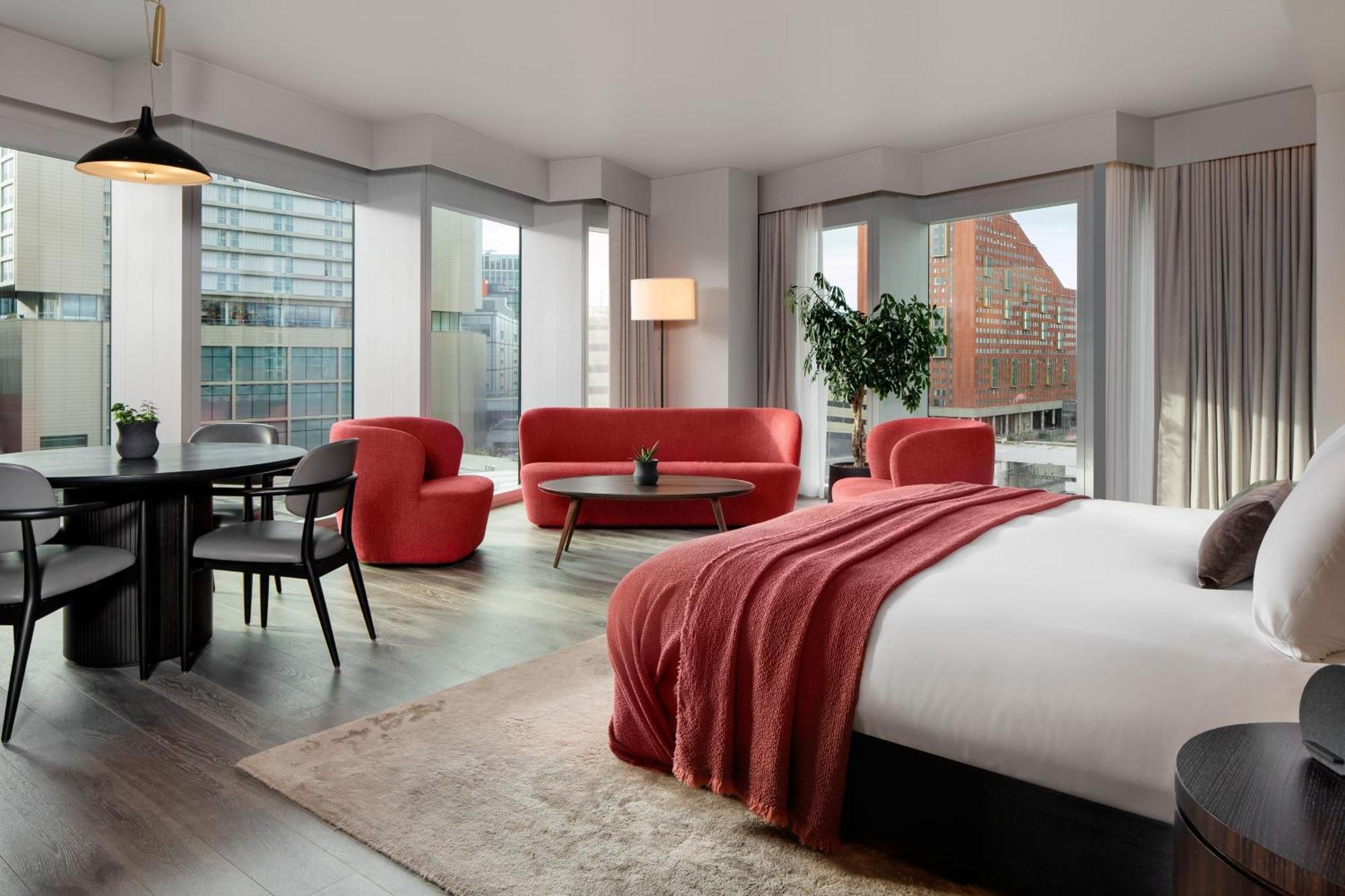 فندق The Stratford, Autograph Collection لندن المظهر الخارجي الصورة A suite at the London Edition